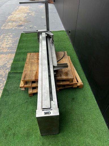 Elevador de columna para carros tipo Cutter 200L