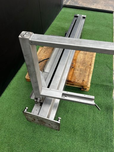 Elevador de columna para carros tipo Cutter 200L