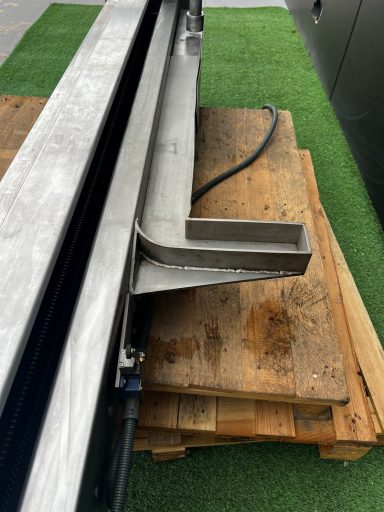 Elevador de columna para carros tipo Cutter 200L