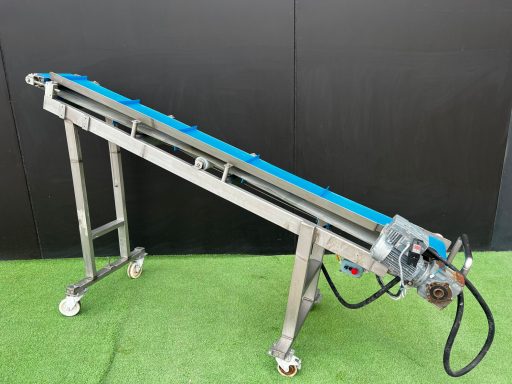 Cinta elevadora con separadores NN